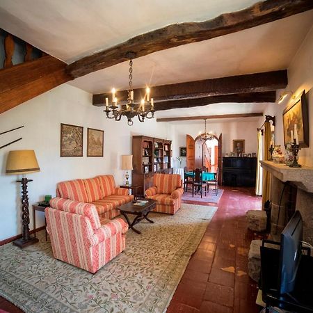 Casa Dos Assentos De Quintiaes Bed & Breakfast Barcelos Exterior photo